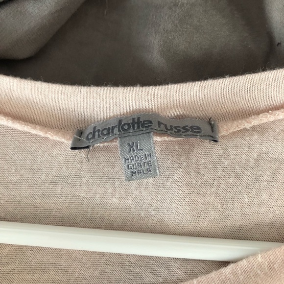 CROP TOP BUNDLE!! - Picture 5 of 8